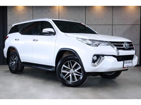 2016 Toyota Fortuner 2.8 V 4WD SUV AT (ปี 15-18) B4808
